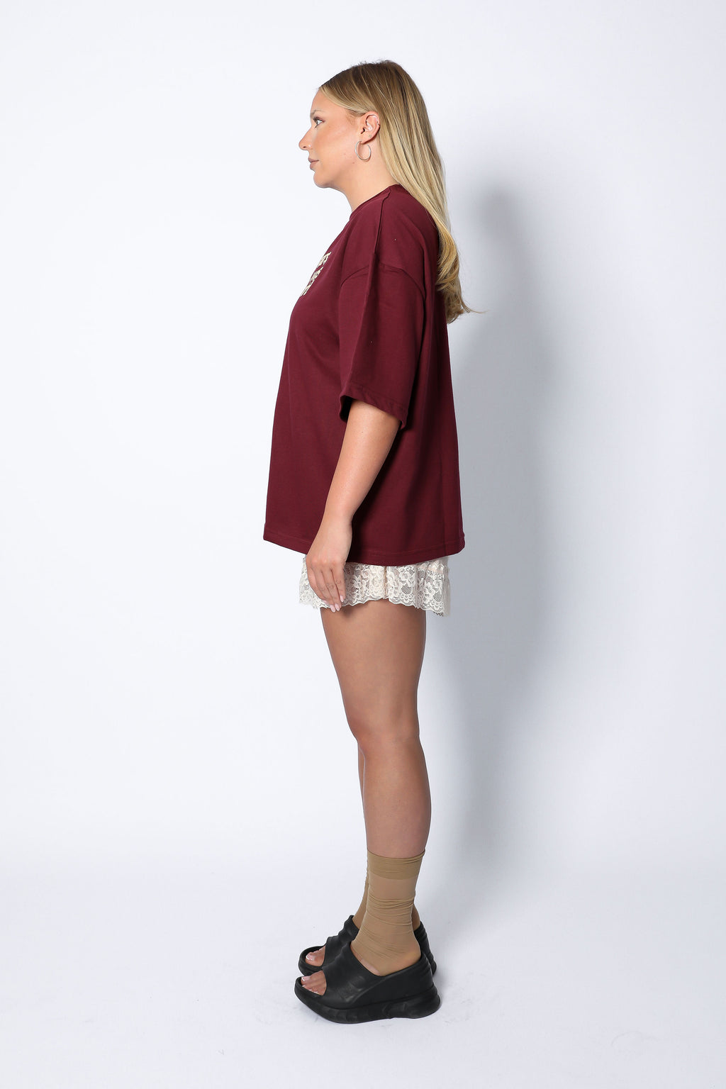 Souvenir Tee in Cherry
